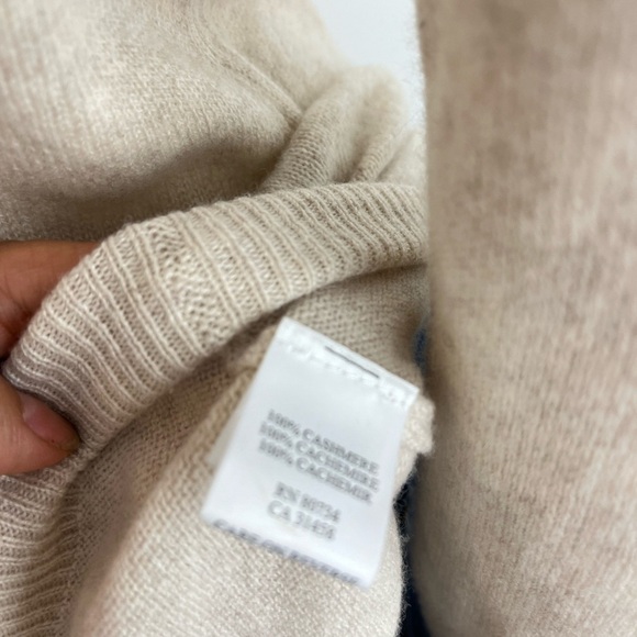 BCBG MAXAZRIA cashmere turtleneck tunic pullover. Size S - Picture 12 of 13